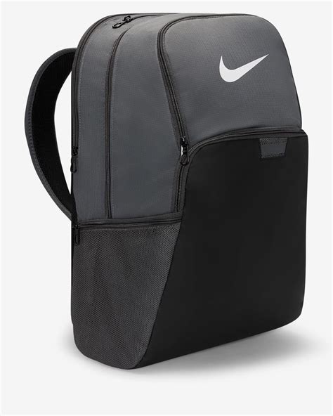 nike training brasilia rucksack mit logo in schwarz|nike brasilia 9.5 training bag.